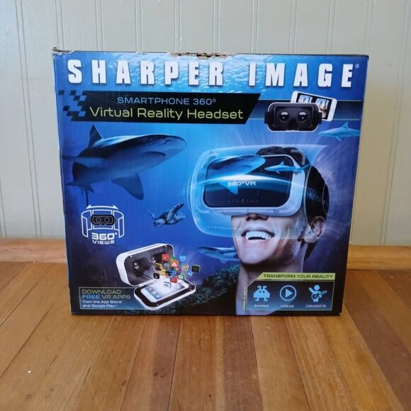 Sharper Image Virtual Reality Headset - Picture 1 of 5